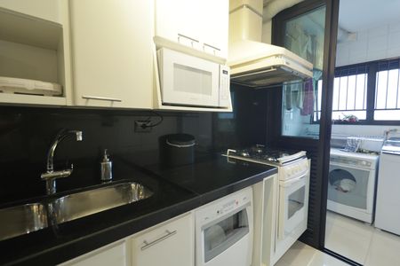 Apartamento à venda com 117m², 3 quartos e 2 vagasCozinha