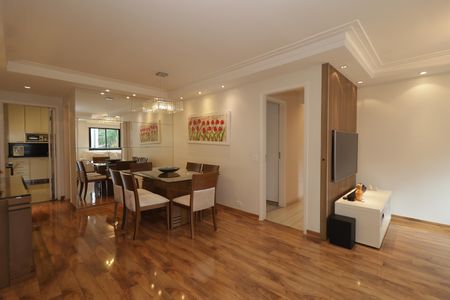 Apartamento à venda com 117m², 3 quartos e 2 vagasSala