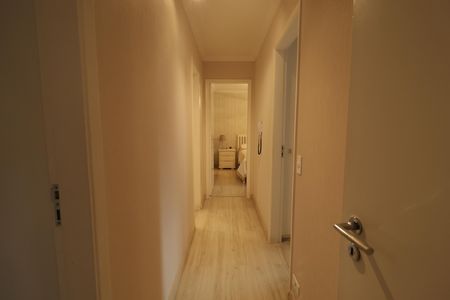 Apartamento à venda com 117m², 3 quartos e 2 vagasCorredor de acessos