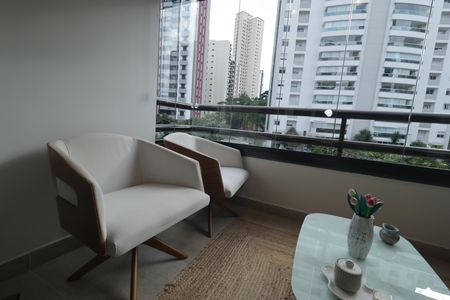 Apartamento à venda com 117m², 3 quartos e 2 vagasVaranda da Sala