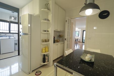 Apartamento à venda com 117m², 3 quartos e 2 vagasCozinha