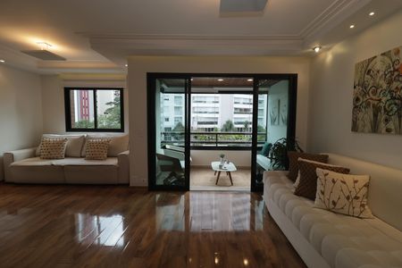 Apartamento à venda com 117m², 3 quartos e 2 vagasSala