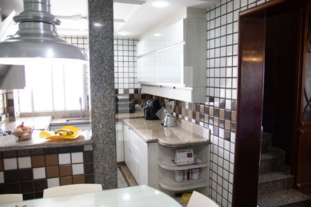 Apartamento à venda com 200m², 2 quartos e 1 vaga Apartamento à venda com 200m², 2 quartos e 1 vagaCozinha