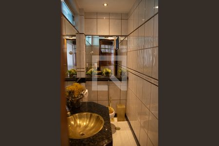 Apartamento à venda com 200m², 2 quartos e 1 vaga Apartamento à venda com 200m², 2 quartos e 1 vagaLavabo