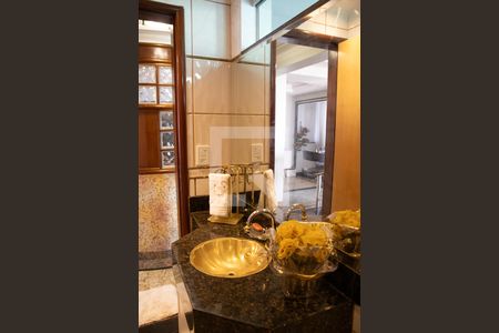 Apartamento à venda com 200m², 2 quartos e 1 vaga Apartamento à venda com 200m², 2 quartos e 1 vagaLavabo