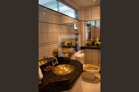 Apartamento à venda com 200m², 2 quartos e 1 vaga Apartamento à venda com 200m², 2 quartos e 1 vagaLavabo