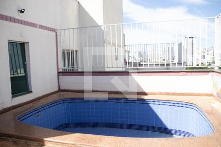Apartamento à venda com 200m², 2 quartos e 1 vaga Apartamento à venda com 200m², 2 quartos e 1 vagaVaranda