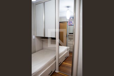 Apartamento à venda com 200m², 2 quartos e 1 vaga Apartamento à venda com 200m², 2 quartos e 1 vagaQuarto 01