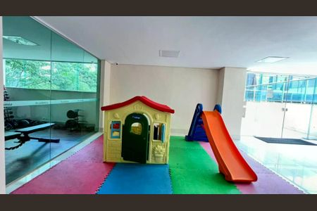 Apartamento para alugar com 75m², 2 quartos e 2 vagas
