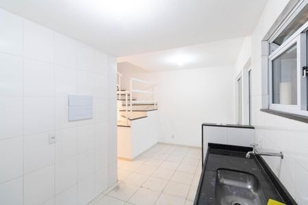 Casa para alugar com 80m², 3 quartos e 1 vaga Casa para alugar com 80m², 3 quartos e 1 vagaCozinha