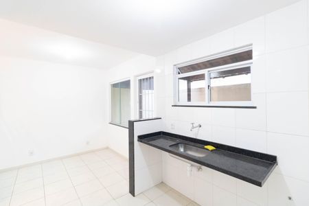 Casa para alugar com 80m², 3 quartos e 1 vaga Casa para alugar com 80m², 3 quartos e 1 vagaCozinha