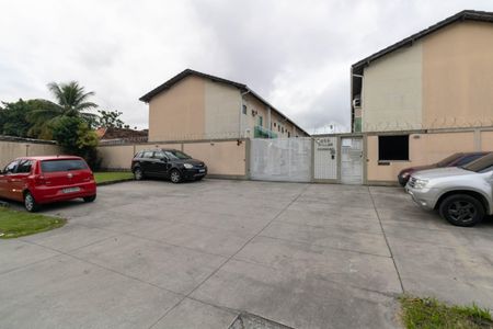 Casa para alugar com 80m², 3 quartos e 1 vaga Casa para alugar com 80m², 3 quartos e 1 vagaFachada