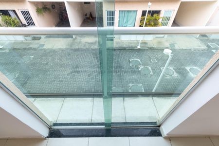 Casa para alugar com 80m², 3 quartos e 1 vaga Casa para alugar com 80m², 3 quartos e 1 vagaVaranda