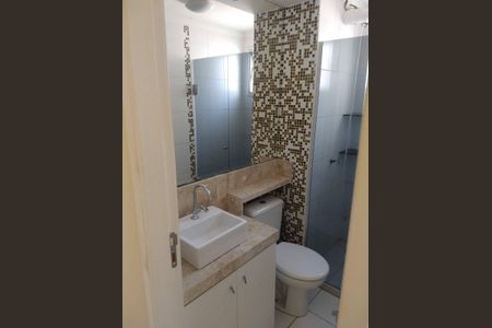 Banheiro de apartamento para alugar com 2 quartos, 50m² em Vila Mimosa, Campinas