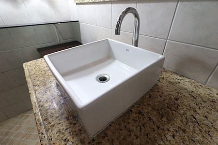 Apartamento para alugar com 85m², 2 quartos e sem vagaBanheiro 