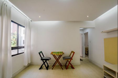 Apartamento para alugar com 88m², 2 quartos e 1 vagaSala