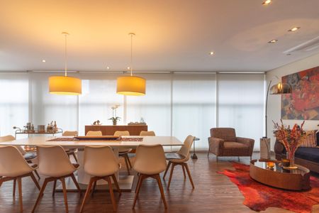 Apartamento à venda com 235m², 3 quartos e 2 vagasSala de Jantar