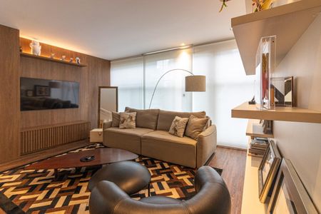 Apartamento à venda com 235m², 3 quartos e 2 vagasSala de TV