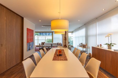 Apartamento à venda com 235m², 3 quartos e 2 vagasSala de Jantar