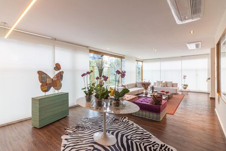 Apartamento à venda com 235m², 3 quartos e 2 vagasSala