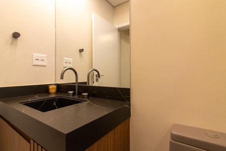 Apartamento à venda com 235m², 3 quartos e 2 vagasBanheiro da Suíte 2