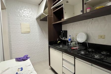 Apartamento para alugar com 58m², 2 quartos e 1 vaga Apartamento para alugar com 58m², 2 quartos e 1 vagaCozinha e Área de Serviço