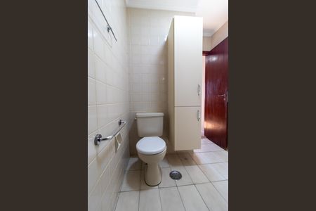 Apartamento à venda com 94m², 3 quartos e 1 vaga Apartamento à venda com 94m², 3 quartos e 1 vagaBanheiro da Suíte