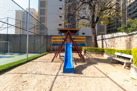 Apartamento à venda com 94m², 3 quartos e 1 vaga Apartamento à venda com 94m², 3 quartos e 1 vagaÁrea comum - Playground