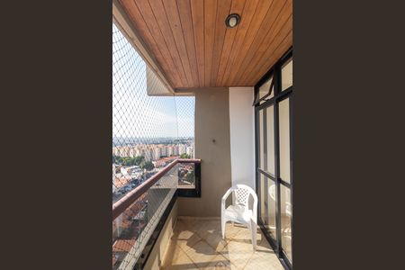 Apartamento à venda com 94m², 3 quartos e 1 vaga Apartamento à venda com 94m², 3 quartos e 1 vagaSacada