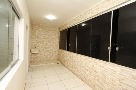 Apartamento para alugar com 108m², 2 quartos e sem vagaÁrea de Serviço