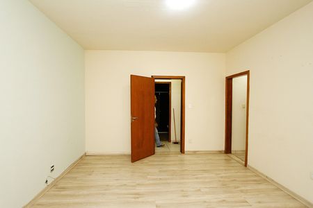 Sala de apartamento para alugar com 2 quartos, 108m² em Salgado Filho, Belo Horizonte