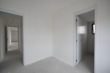 Apartamento à venda com 140m², 3 quartos e 2 vagasSuíte 2