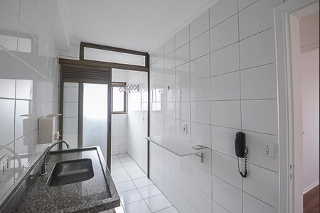 Apartamento para alugar com 65m², 2 quartos e 2 vagasCozinha
