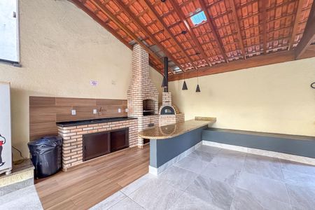 Apartamento para alugar com 65m², 2 quartos e 2 vagasÁrea comum - Churrasqueira