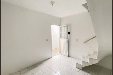 Sala  de casa de condomínio para alugar com 2 quartos, 60m² em Cidade Patriarca, São Paulo