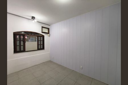 Casa para alugar com 60m², 1 quarto e sem vagaQuarto