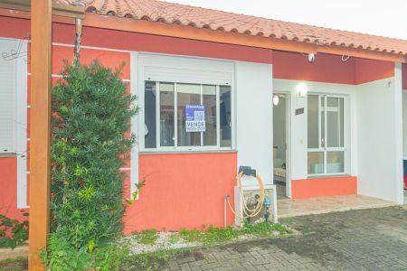 Casa de condomínio à venda com 60m², 2 quartos e 2 vagas Casa de condomínio à venda com 60m², 2 quartos e 2 vagasFachada/Placa