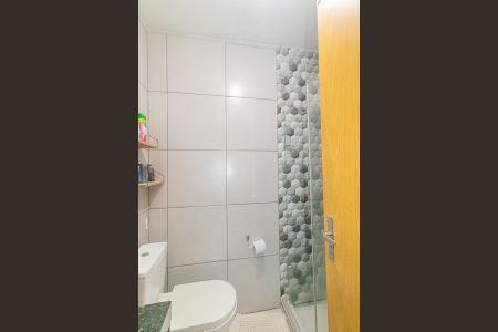 Casa de condomínio à venda com 60m², 2 quartos e 2 vagas Casa de condomínio à venda com 60m², 2 quartos e 2 vagasBanheiro