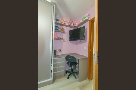 Casa de condomínio à venda com 60m², 2 quartos e 2 vagas Casa de condomínio à venda com 60m², 2 quartos e 2 vagasQuarto 2