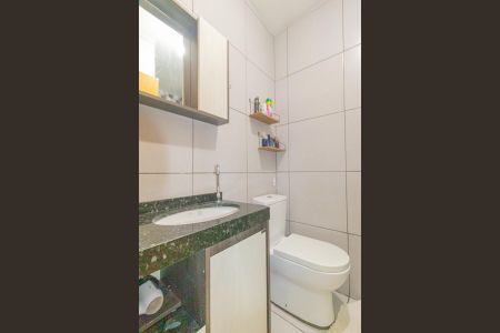 Casa de condomínio à venda com 60m², 2 quartos e 2 vagas Casa de condomínio à venda com 60m², 2 quartos e 2 vagasBanheiro
