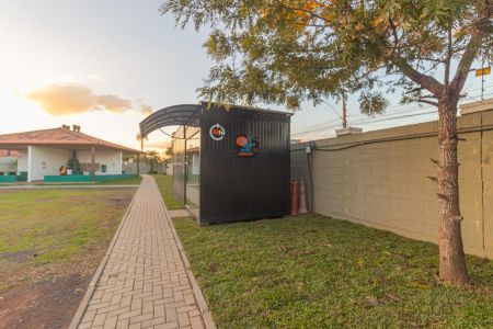 Casa de condomínio à venda com 60m², 2 quartos e 2 vagas Casa de condomínio à venda com 60m², 2 quartos e 2 vagasÁrea comum/Minimercado