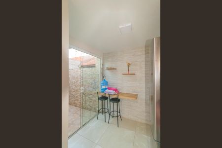 Casa de condomínio à venda com 60m², 2 quartos e 2 vagas Casa de condomínio à venda com 60m², 2 quartos e 2 vagasCozinha