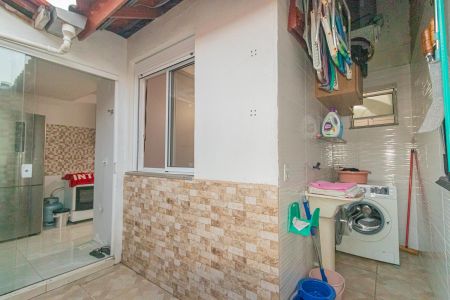 Casa de condomínio à venda com 60m², 2 quartos e 2 vagas Casa de condomínio à venda com 60m², 2 quartos e 2 vagasÁrea de Serviço