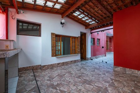 Casa para alugar com 250m², 3 quartos e sem vaga Casa para alugar com 250m², 3 quartos e sem vagaQuintal