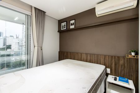 Studio à venda com 30m², 1 quarto e 1 vaga Studio à venda com 30m², 1 quarto e 1 vagaQuarto