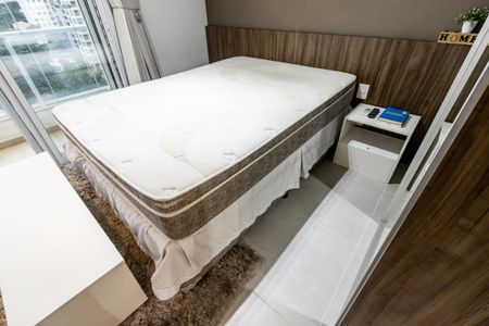 Studio à venda com 30m², 1 quarto e 1 vaga Studio à venda com 30m², 1 quarto e 1 vagaQuarto