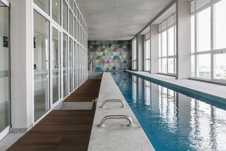 Studio à venda com 30m², 1 quarto e 1 vaga Studio à venda com 30m², 1 quarto e 1 vagaPiscina