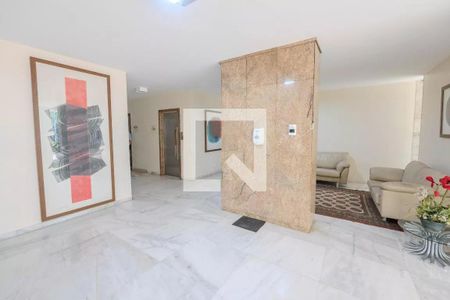 Apartamento à venda com 146m², 4 quartos e 2 vagas Apartamento à venda com 146m², 4 quartos e 2 vagasHall de entrada