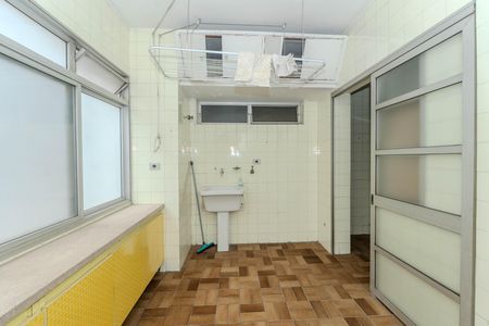 Apartamento à venda com 146m², 4 quartos e 2 vagas Apartamento à venda com 146m², 4 quartos e 2 vagasÁrea de Serviço