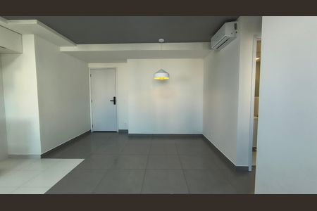 Sala de apartamento para alugar com 2 quartos, 56m² em Barra Olímpica, Rio de Janeiro